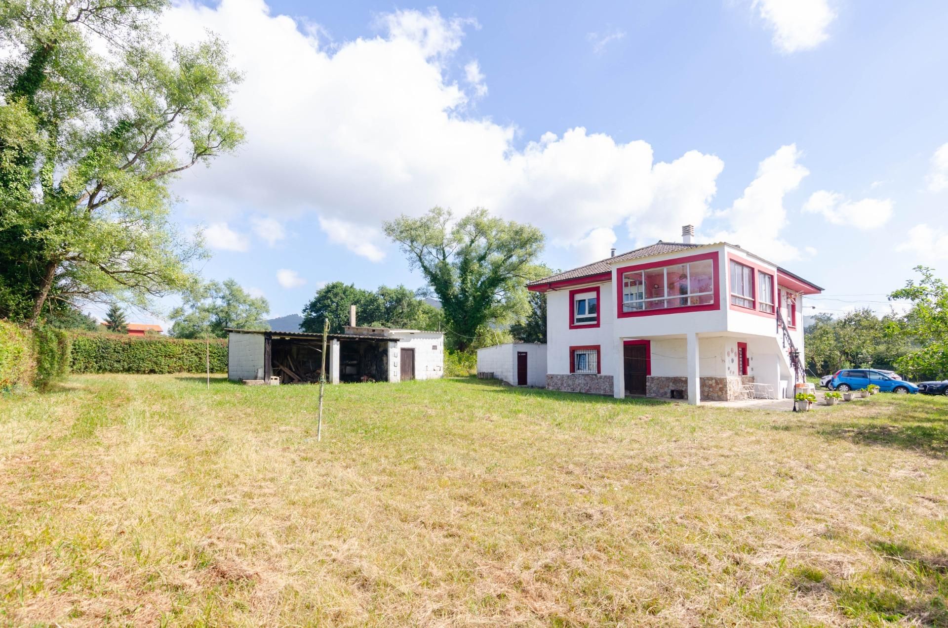 Casa o chalet en venta en Oviedo  con Calefacción, Jardín privado y Terraza