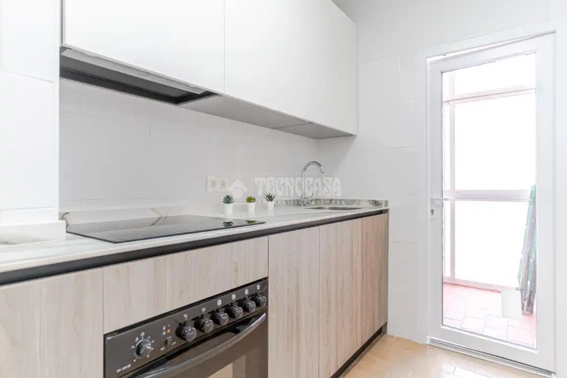 Cocina de Piso de alquiler en Granada con Aire acondicionado y Amueblado