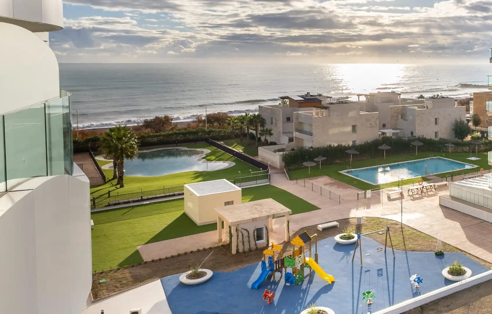 Piscina de Apartamento en venta en El Puig de Santa Maria con Aire acondicionado, Calefacción y Amueblado