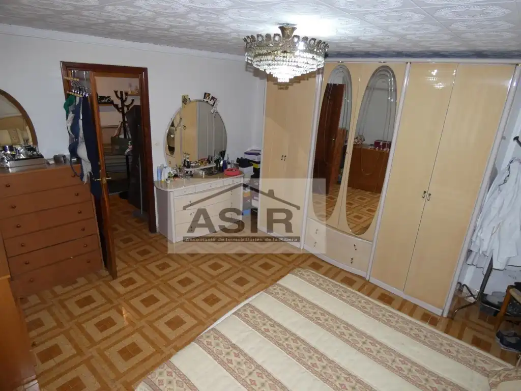 Dormitori de Casa o xalet en venda en Alzira