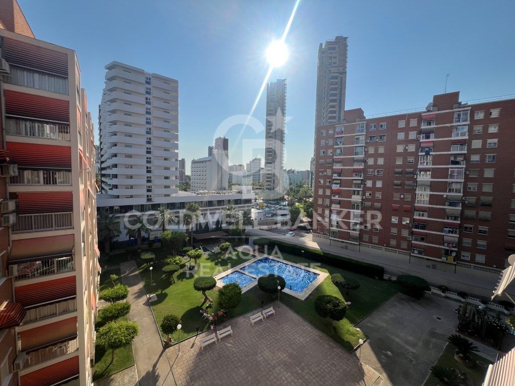 Vista exterior de Apartament en venda en Benidorm
