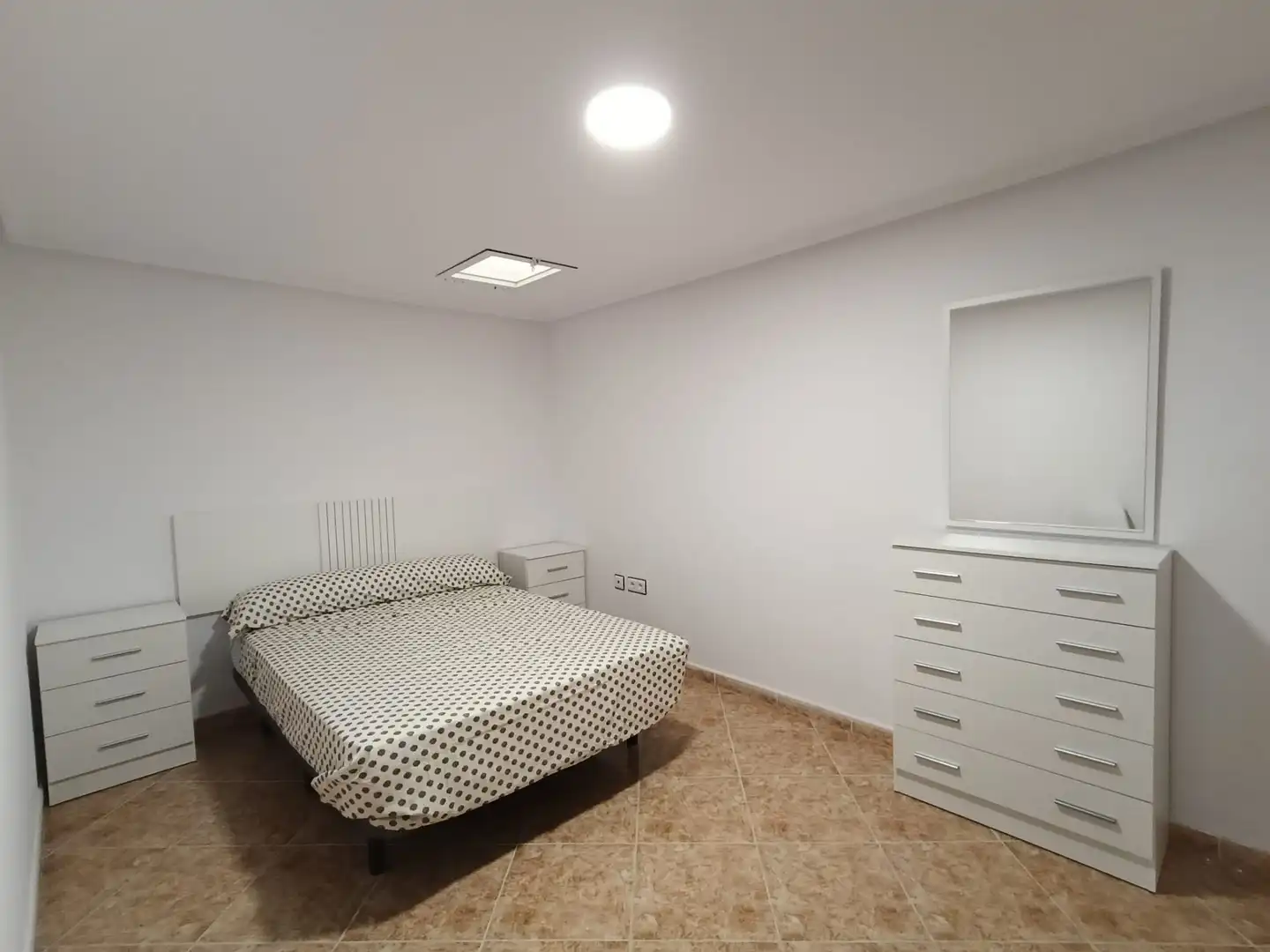 Dormitori de Apartament en venda en Huelva amb Moblat