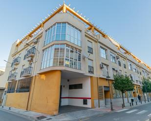 Vista exterior de Àtic en venda en Maracena amb Terrassa