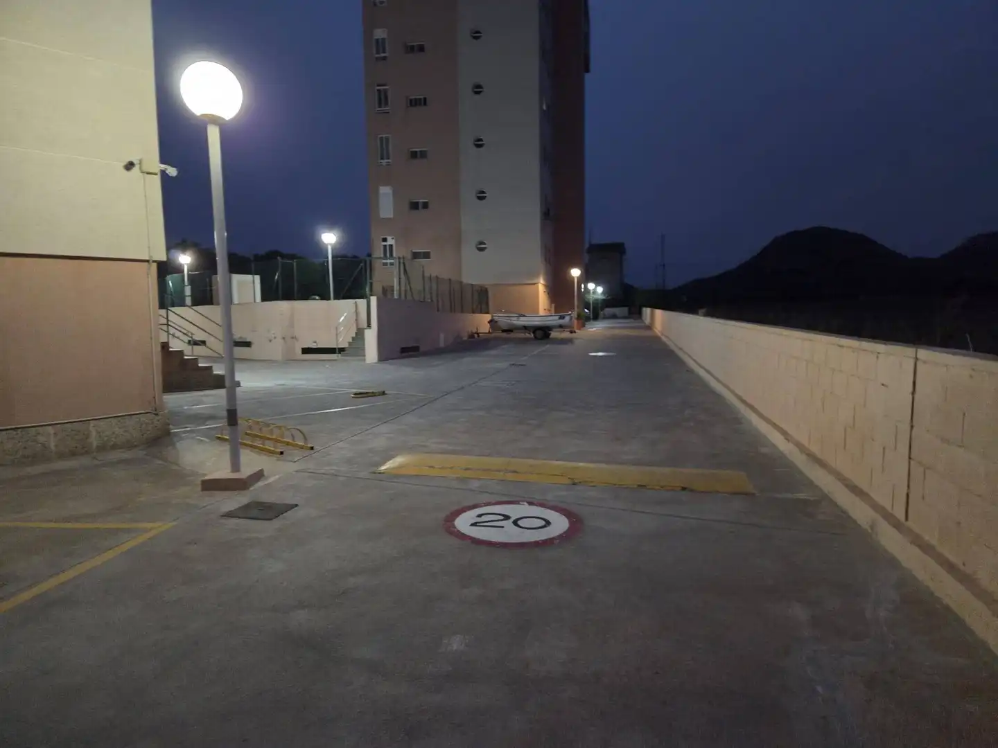 Parking de Apartamento en venta en Cartagena con Aire acondicionado, Calefacción y Amueblado