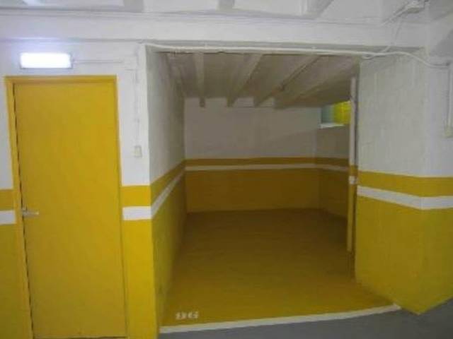 Garaje en Alquiler en Plaza de América, 2 en Plaza de América