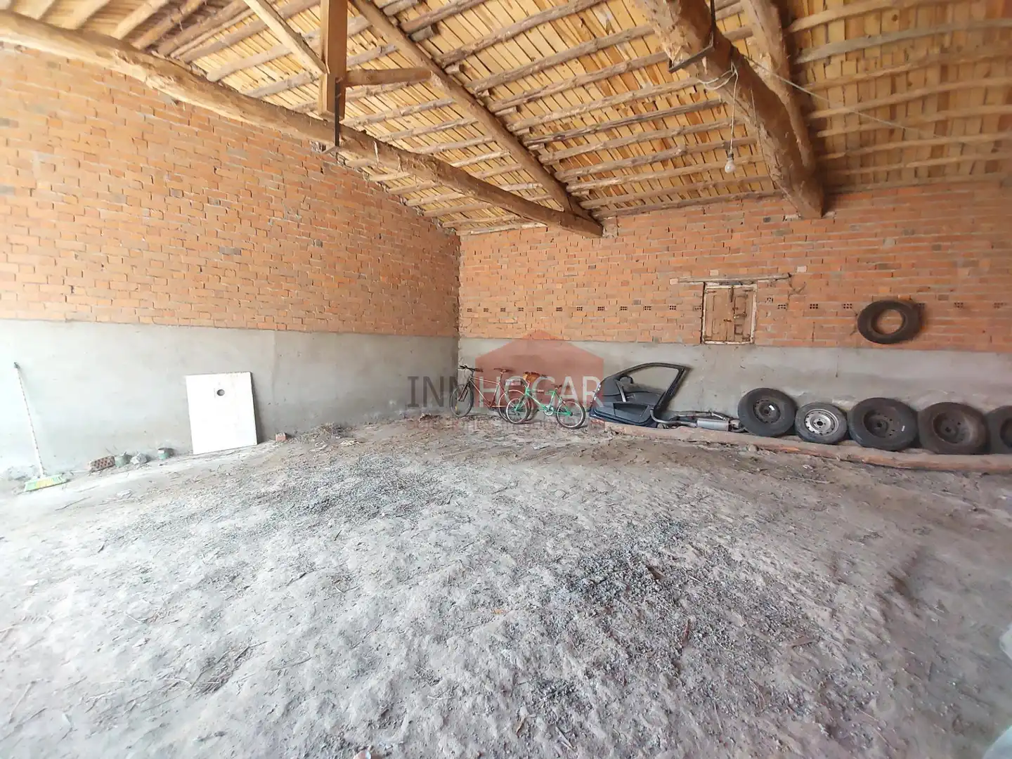 Casa o xalet en venda en Horcajo de las Torres amb Jardí privat