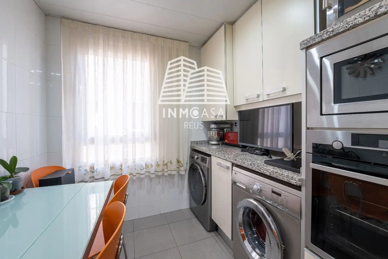 Kitchen of Duplexes for sale in Reus  with Air Conditioner, Terrace and Swimming Pool