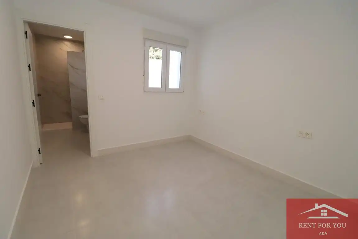 Ground floor for rent in Centro