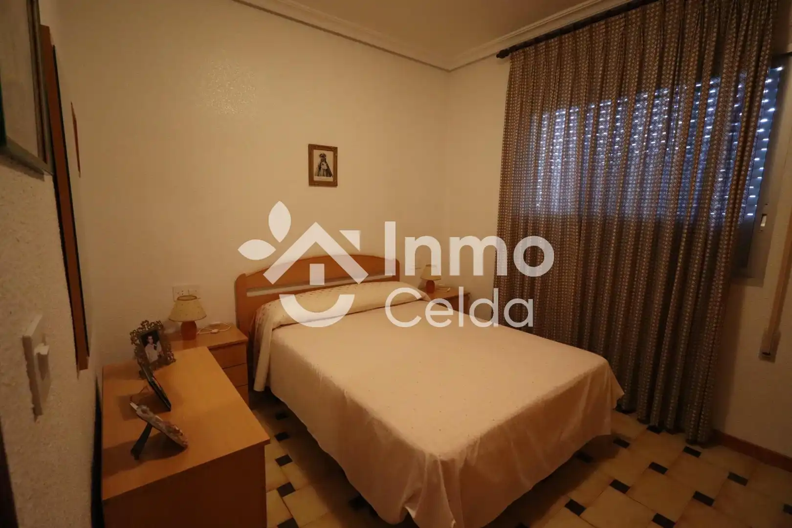 Habitación de Casa o chalet en venta en Chiva con Aire acondicionado, Calefacción y Jardín privado