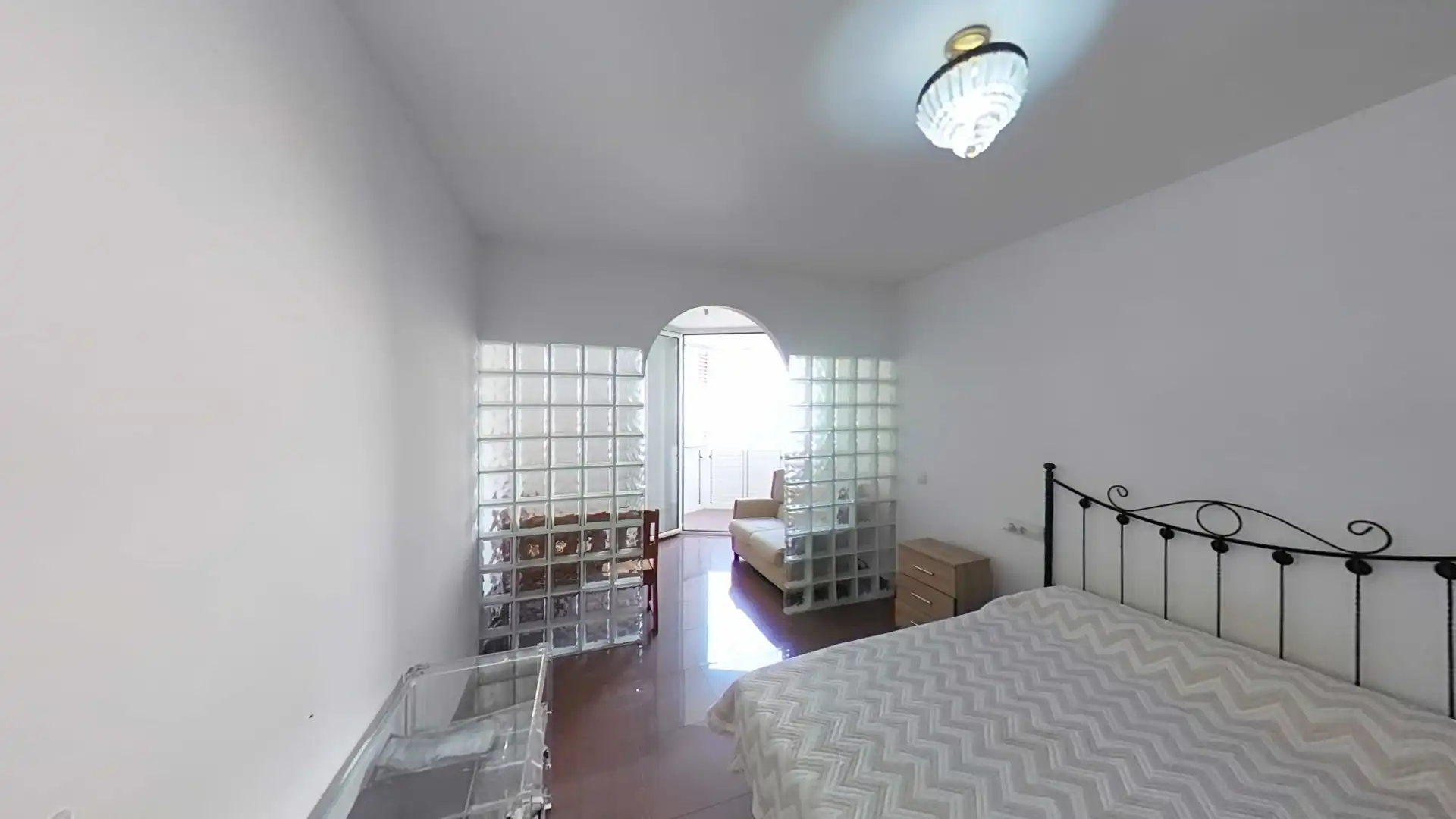 Habitación de Dúplex en venta en Almería