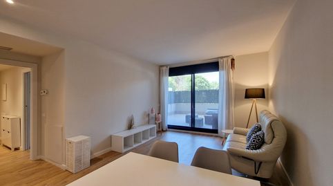 Foto 2 von Erdgeschoss zur Miete in De Roberto Bolaño Ávalos, Domeny, Girona Capital