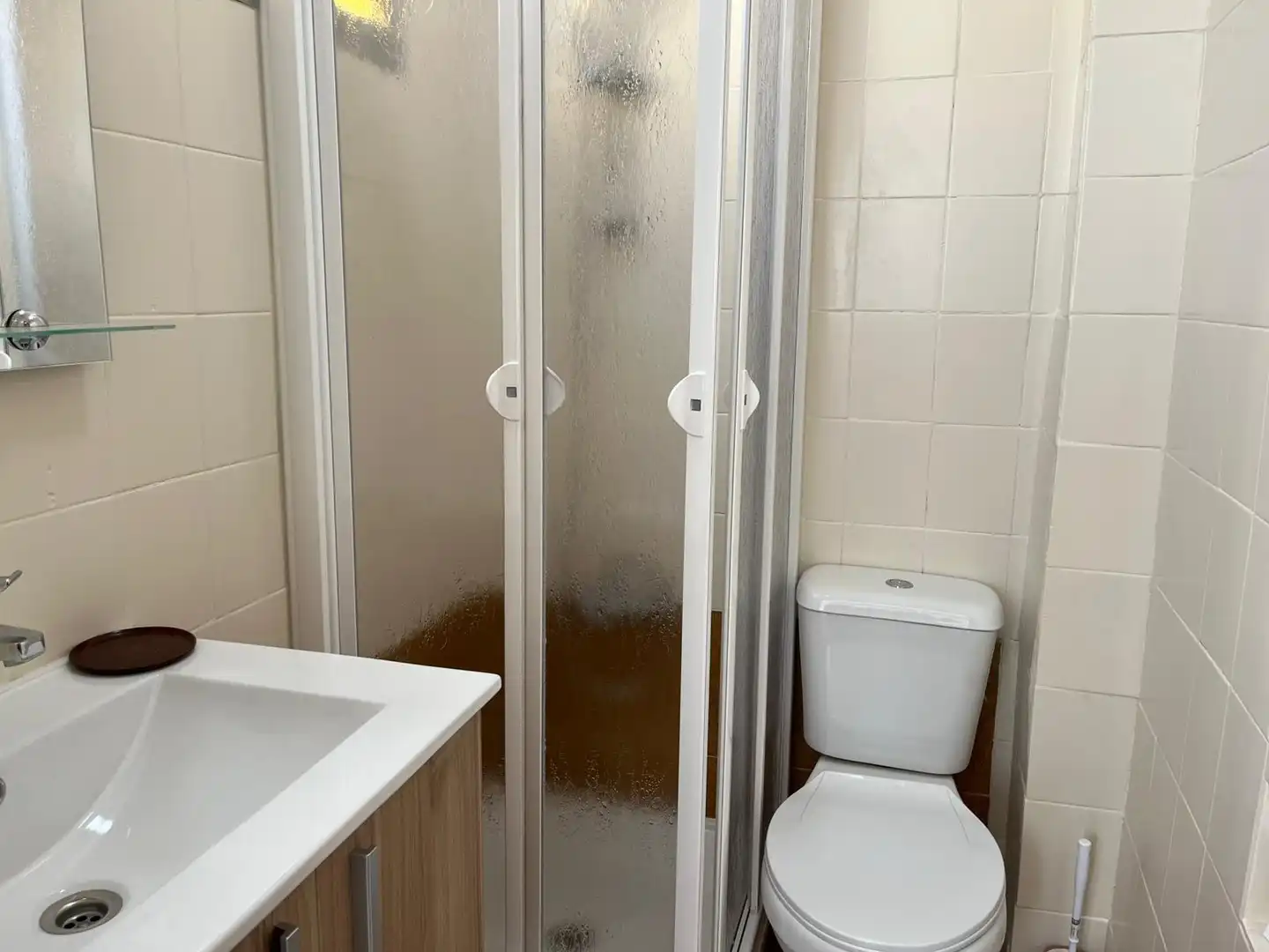 Bany de Pis de lloguer en Valencia amb Aire condicionat, Moblat i Balcó