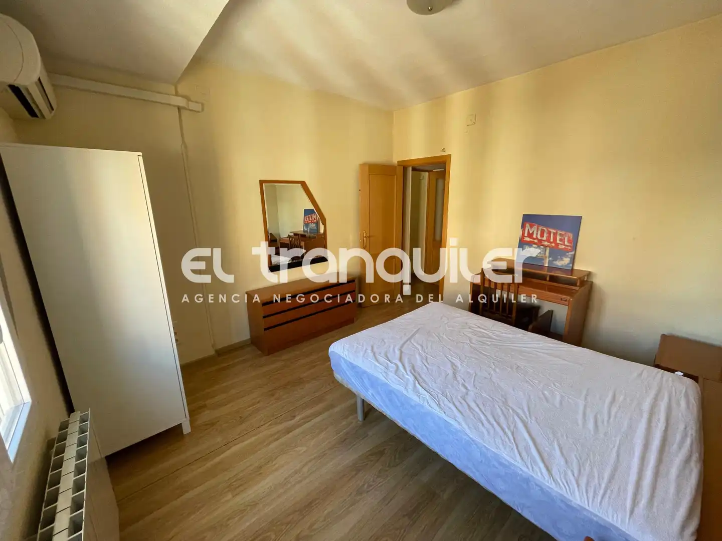 Penthouse with lift to rent in Calle Torres Miranda, imagen 17