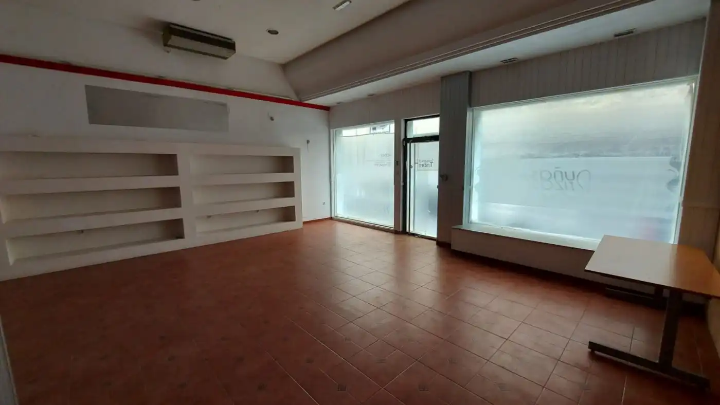 Local comercial en venda a El Ejido Ciudad, imagen 3