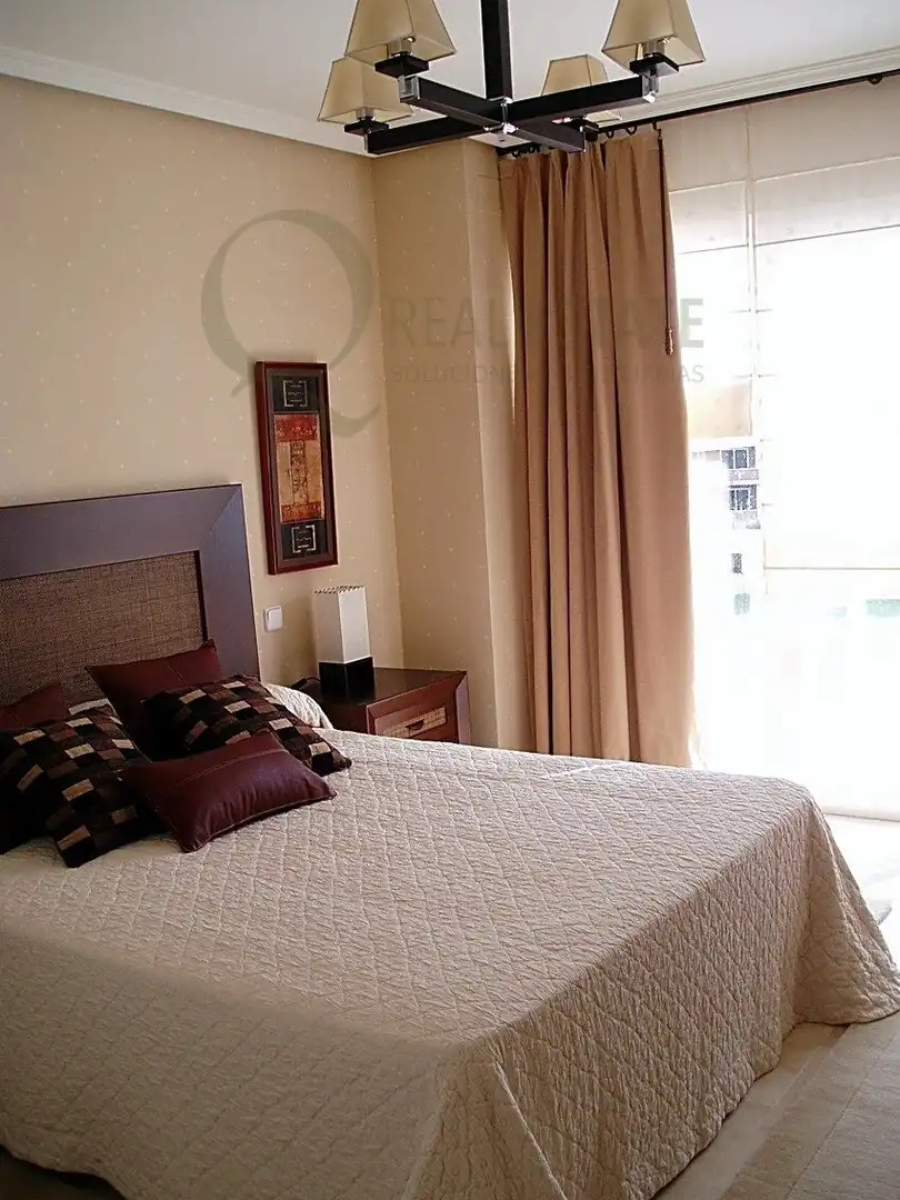 Chalet con terraza en alquiler en Playa de San Juan - El Cabo de las Huertas, imagen 24