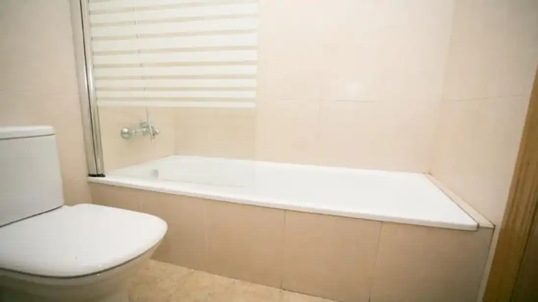 Baño de Piso en venta en Alcarràs con Calefacción