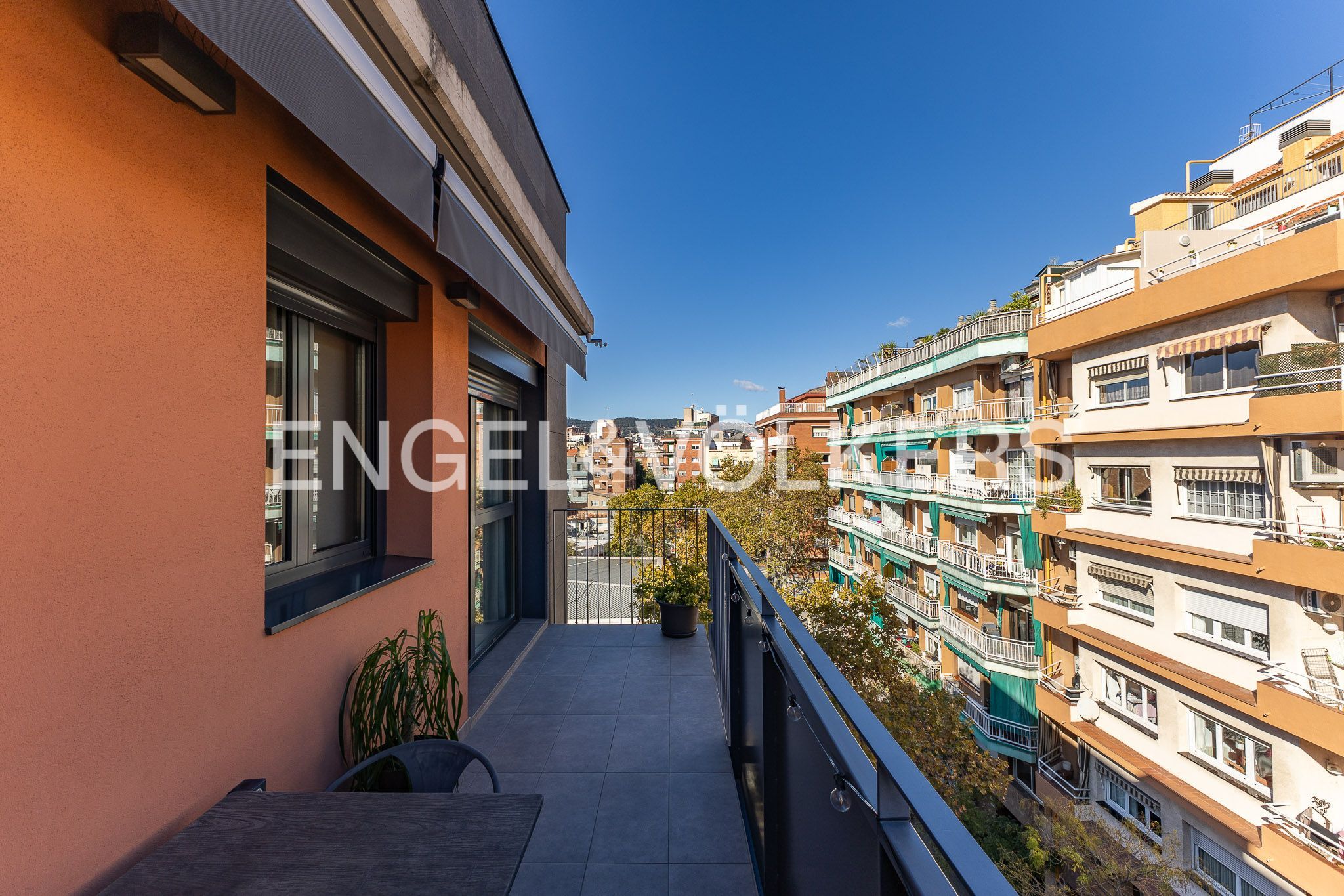 Balcony of Attic for sale in  Barcelona Capital  with Air Conditioner, Heating and Furnished