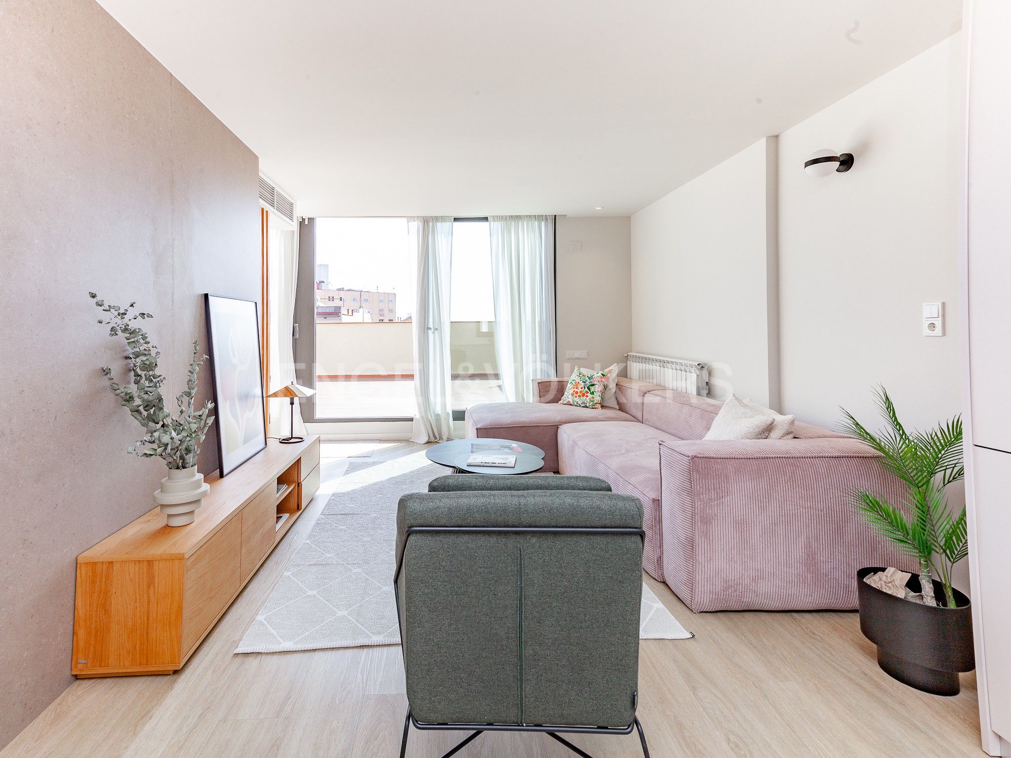 Living room of Attic for sale in  Barcelona Capital  with Air Conditioner, Heating and Parquet flooring