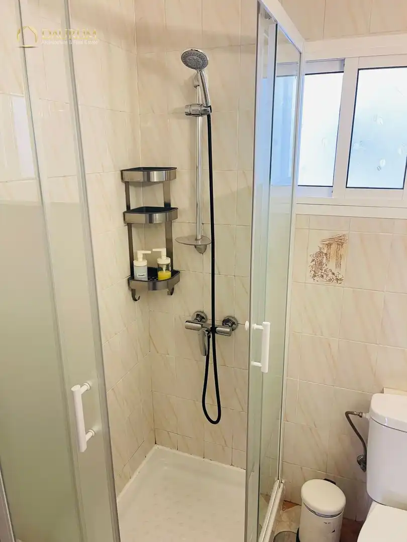 Baño de Piso en venta en Sevilla con Aire acondicionado, Calefacción y Terraza