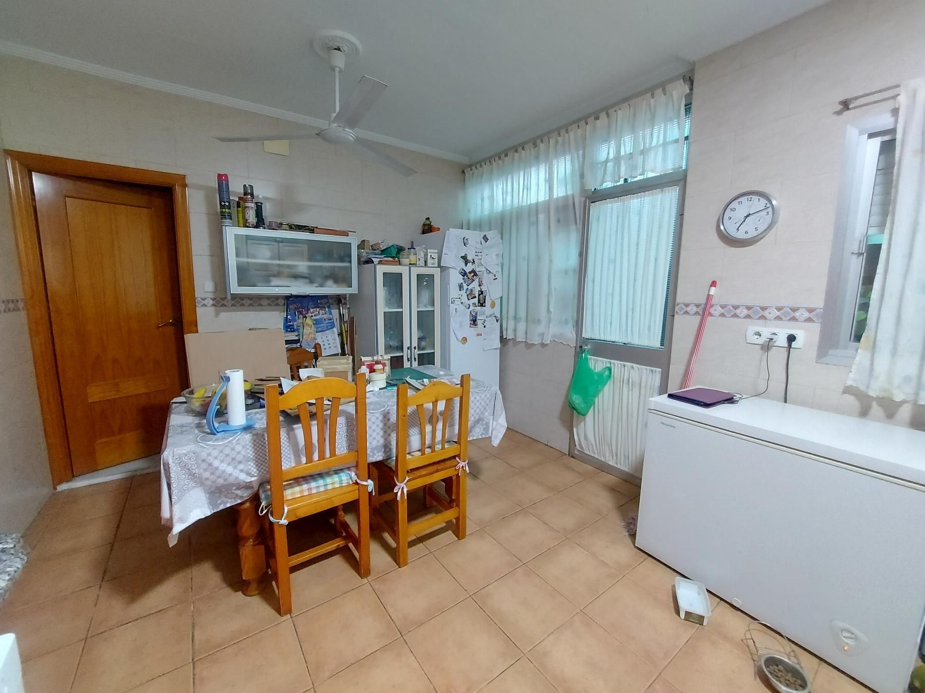 Cuina de Casa o xalet en venda en Dos Hermanas amb Aire condicionat, Terrassa i Traster
