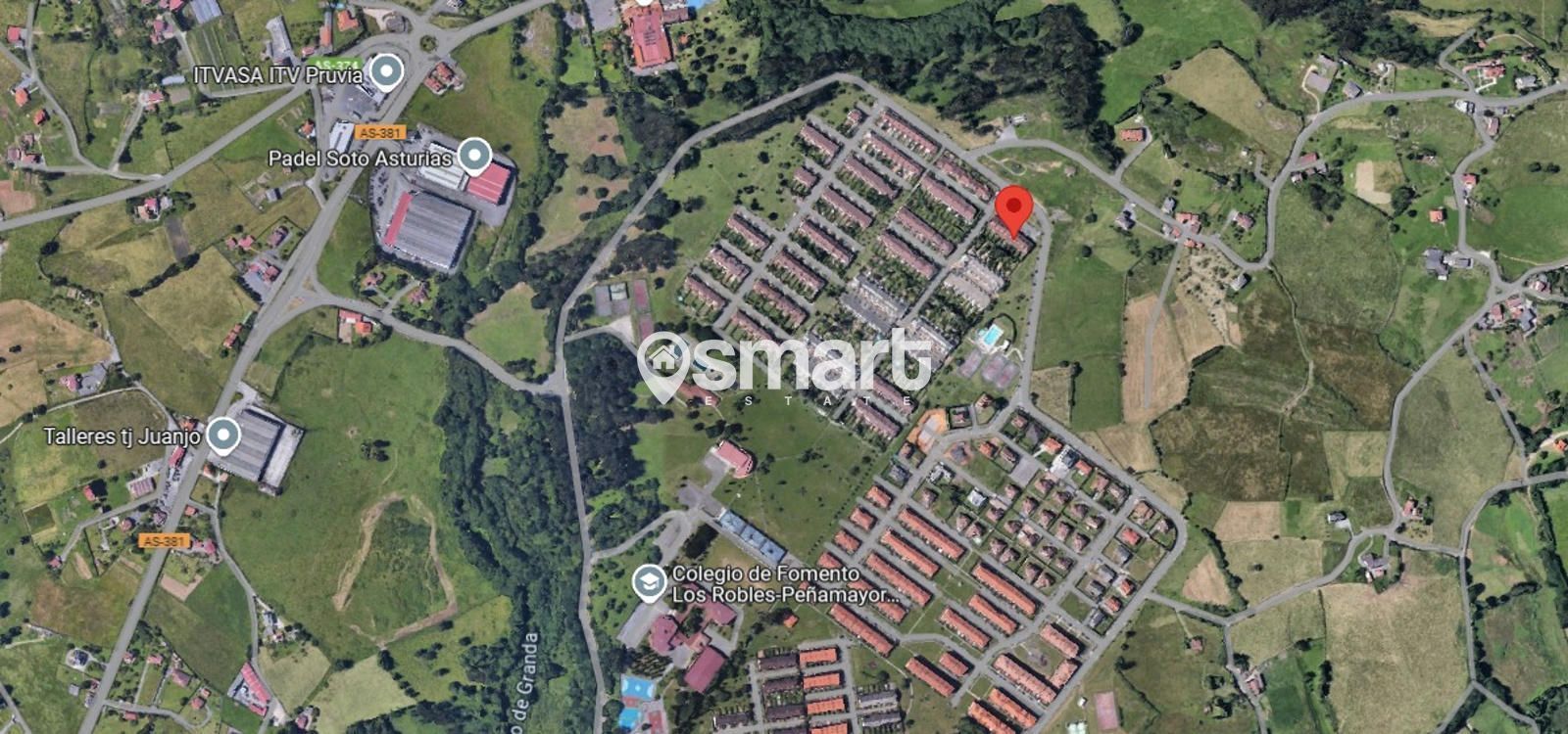 Casa adosada en venda en Llanera