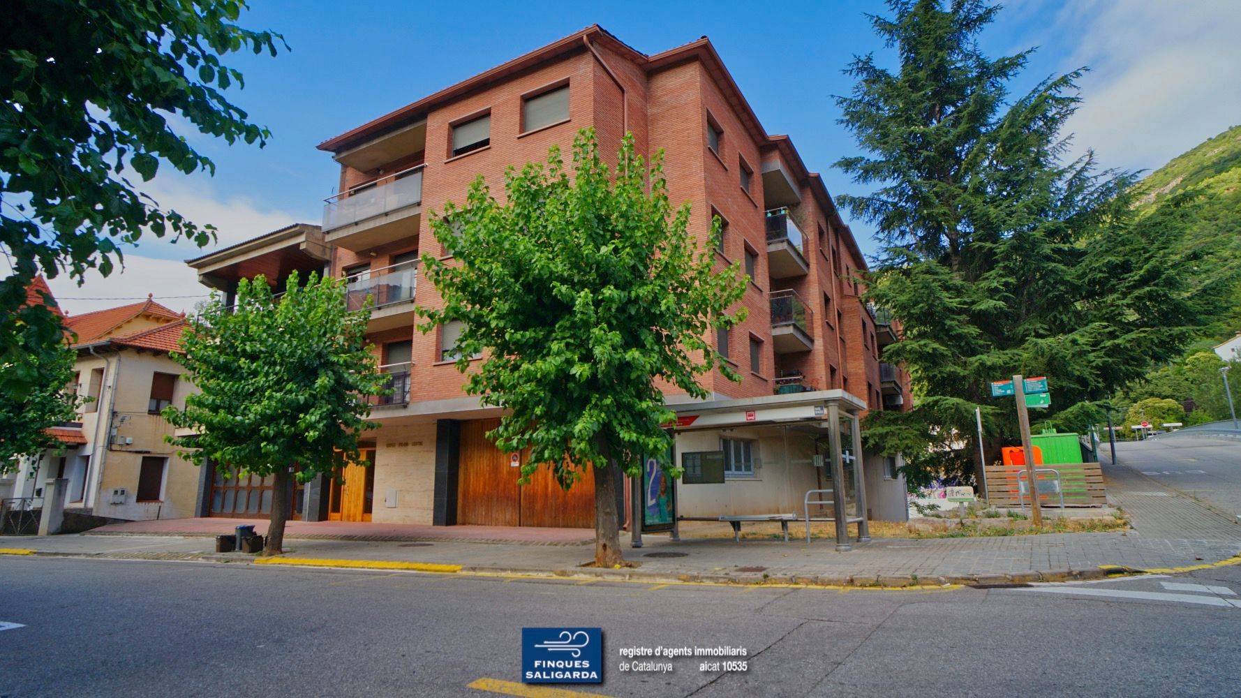 Vista exterior de Pis en venda en Figaró-Montmany amb Terrassa