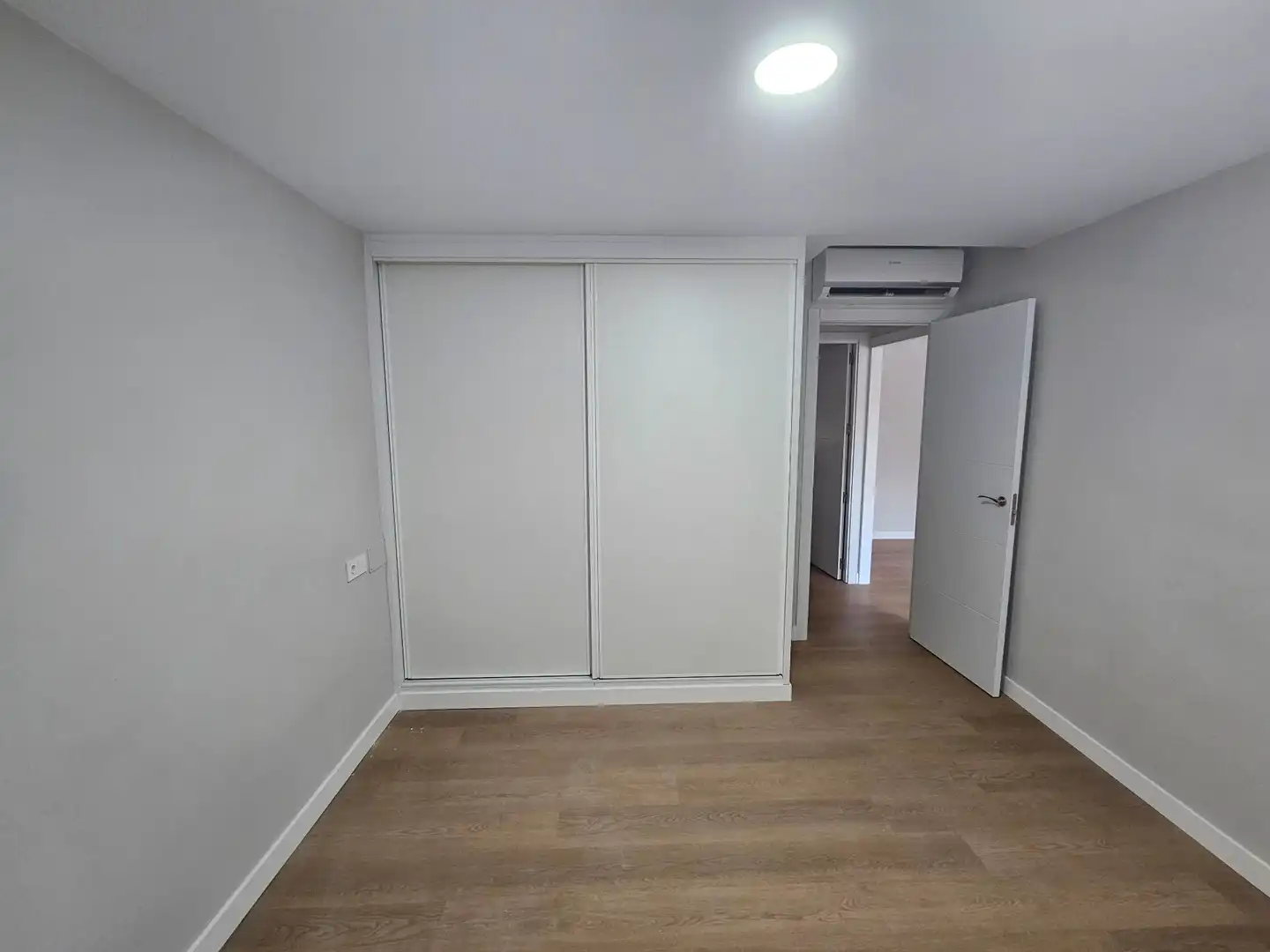 Habitación de Piso de alquiler en Madrid con Aire acondicionado y Calefacción