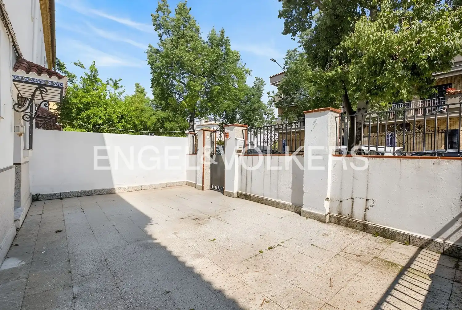 Exterior view of Flat for sale in Sevilla  with Heating