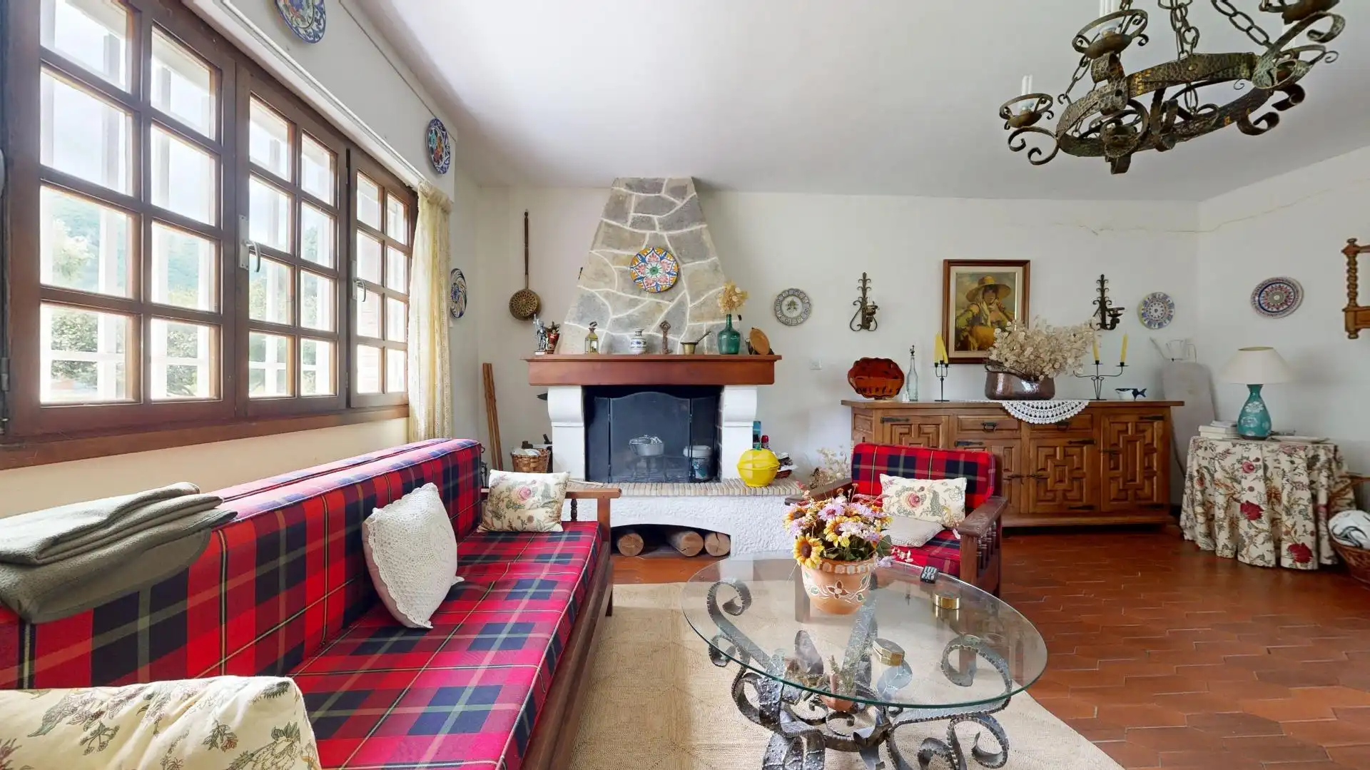 Sala d'estar de Casa o xalet en venda en Valle de Mena amb Jardí privat i Terrassa