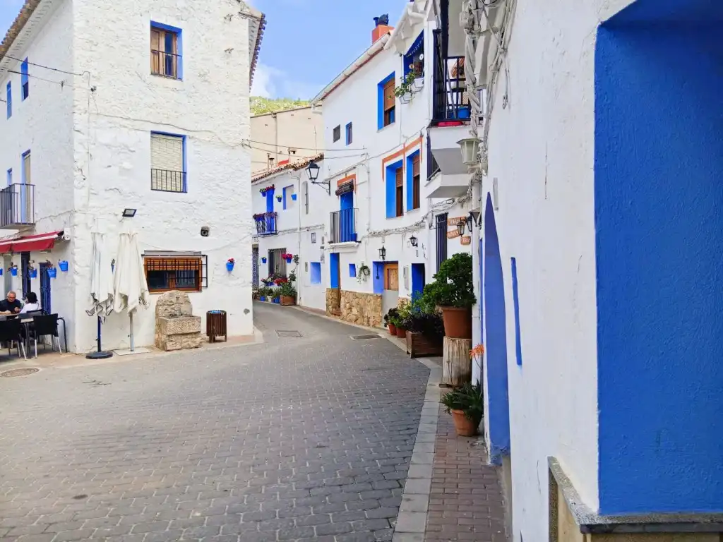 Vista exterior de Casa o chalet en venta en Sot de Chera con Amueblado, Horno y Lavadora