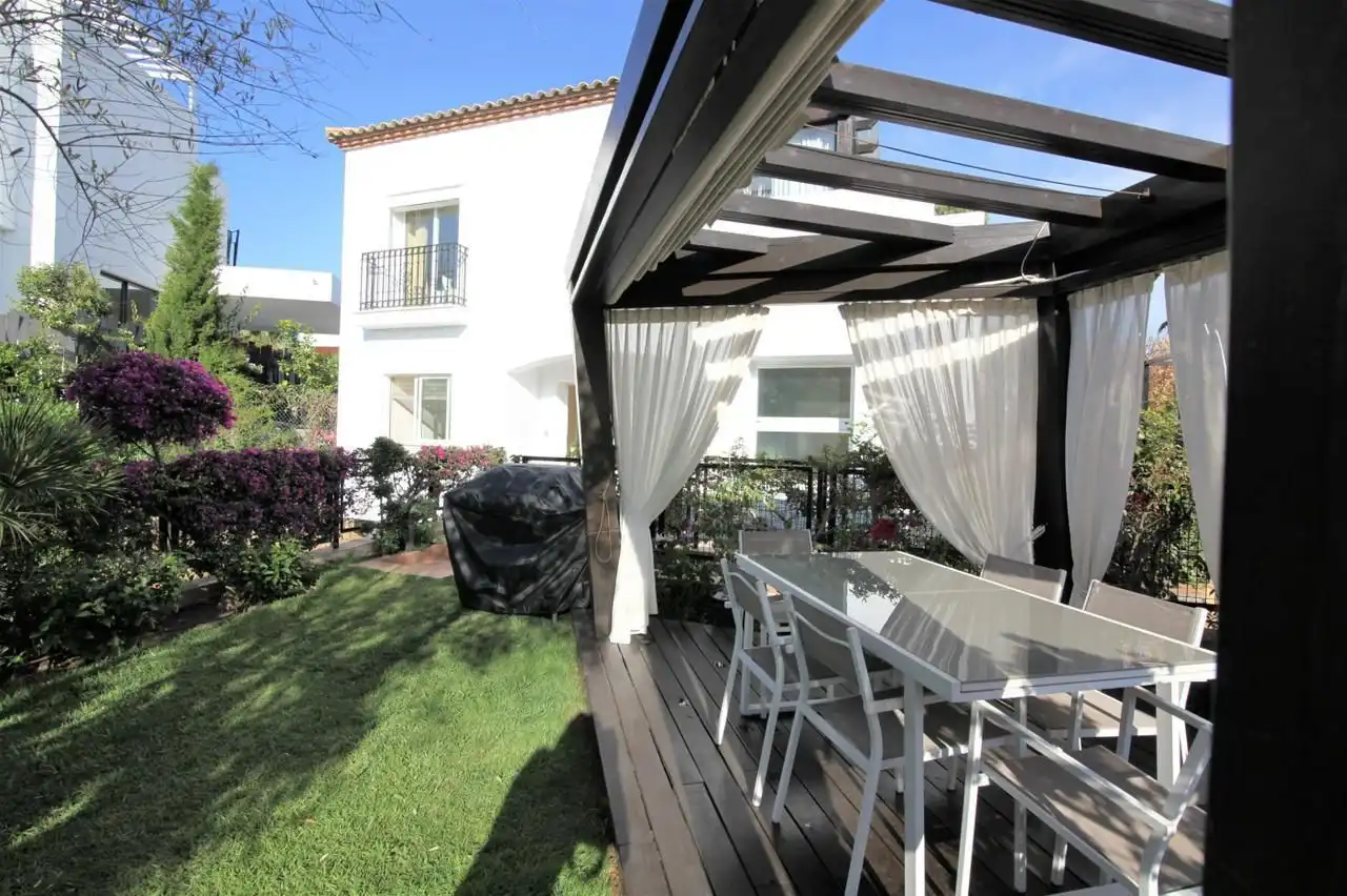 Terrassa de Casa o xalet de lloguer en Marbella amb Aire condicionat, Calefacció i Jardí privat