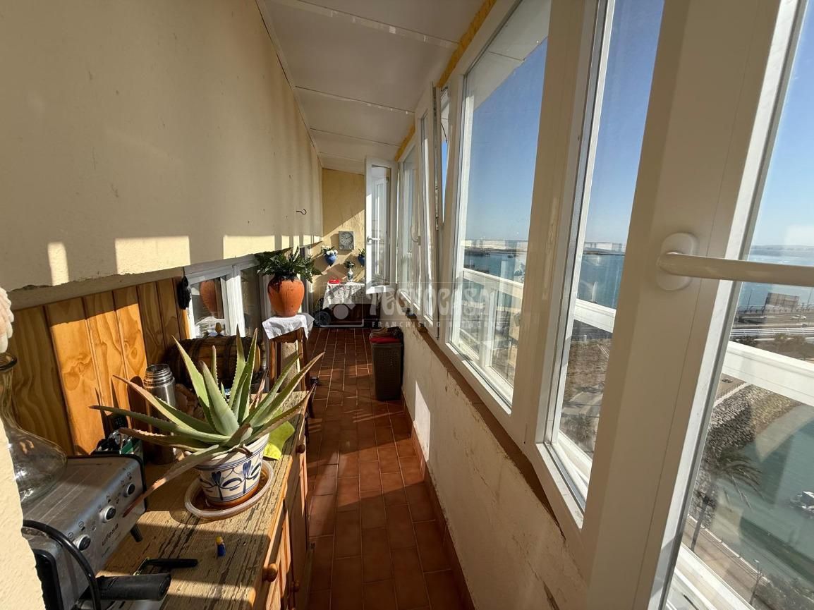 Terraza de Piso en venta en  Cádiz Capital