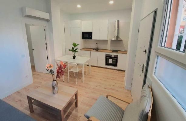 Piso en venta en Plaza de la Ciudad de Salta, Colina, Ciudad Lineal