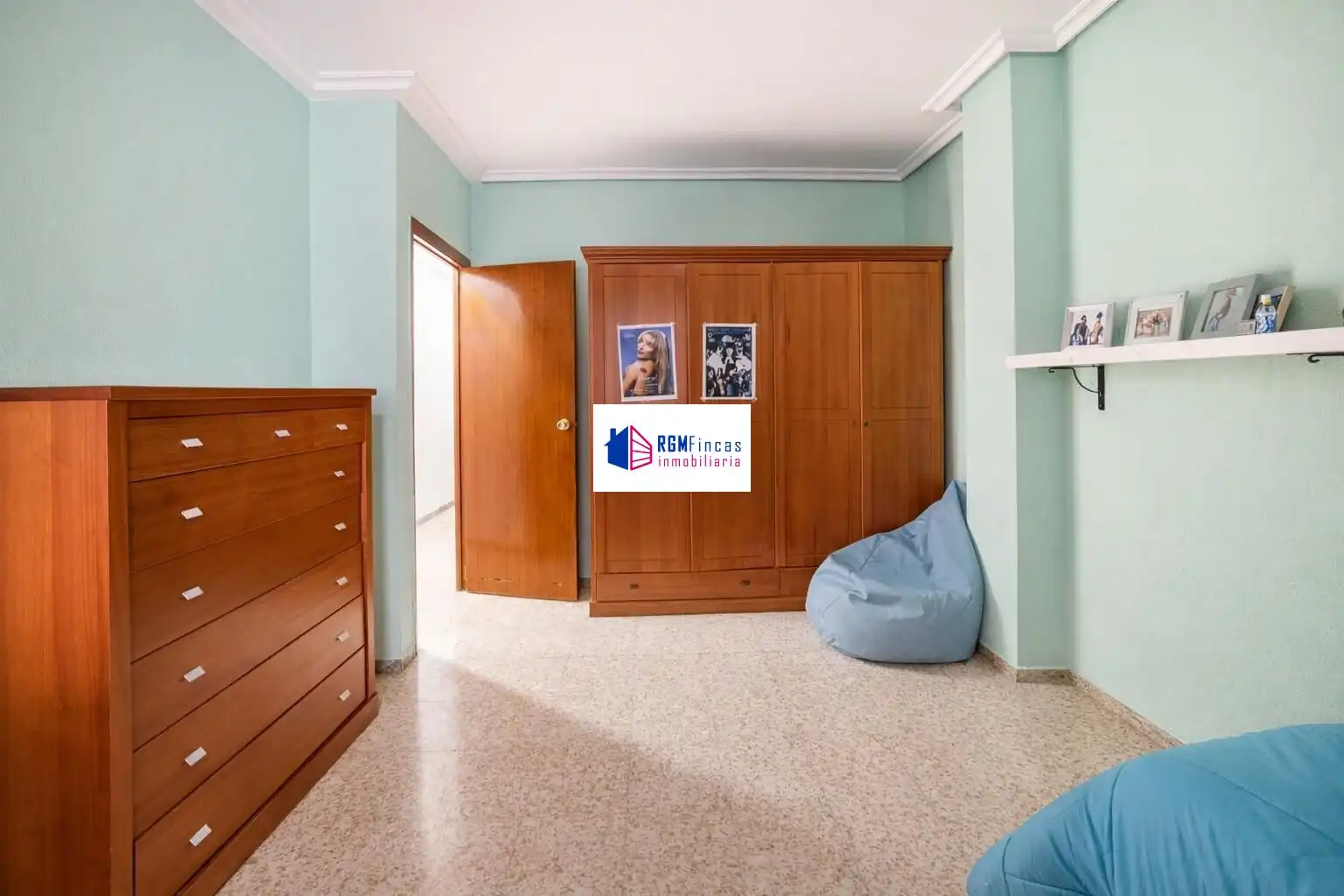 Bedroom of Flat for sale in Sevilla