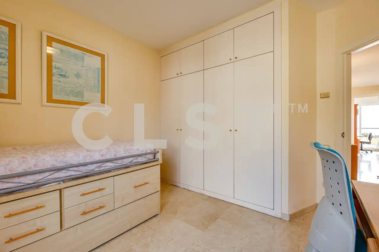 Casa con terraza en venta en Vallpineda - Santa Bárbara, imagen 17