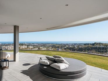Apartament amb piscina en venda a Benahavís pueblo