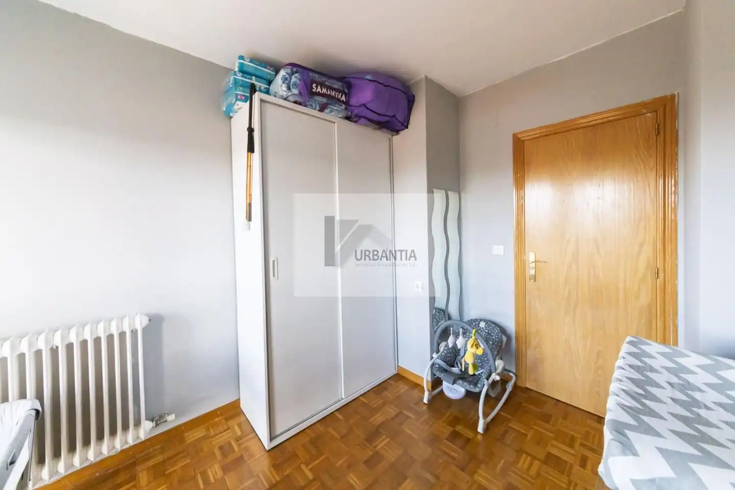 Bedroom of Flat for sale in  Pamplona / Iruña  with Heating, Parquet flooring and Terrace
