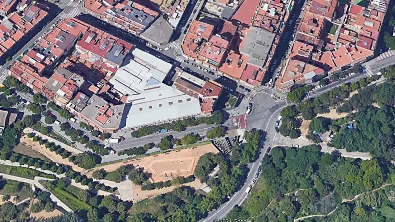 Vista exterior de Oficina en venda en Barcelona