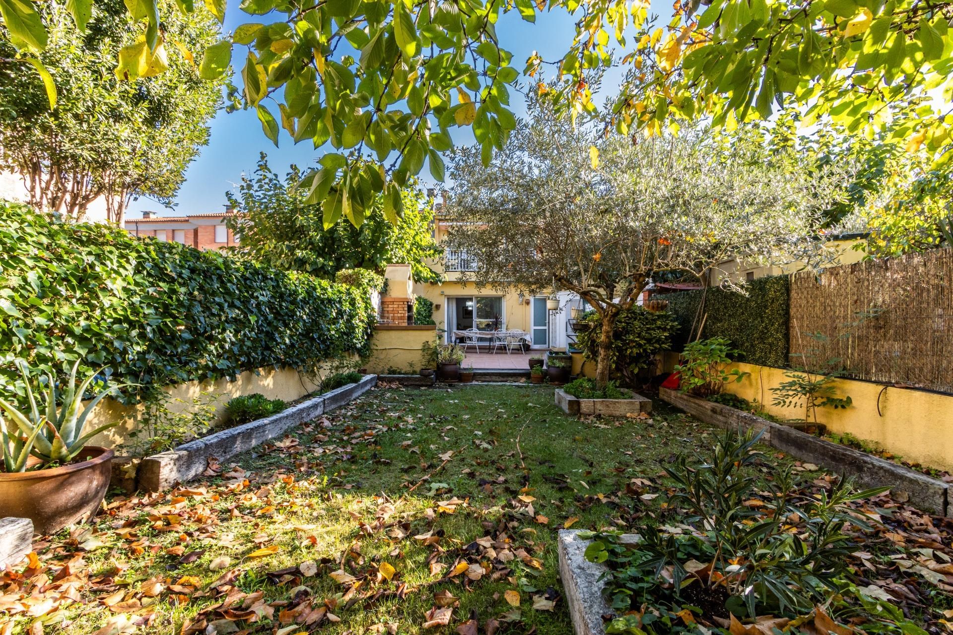 Jardí de Casa o xalet en venda en Sant Llorenç Savall amb Calefacció, Jardí privat i Terrassa