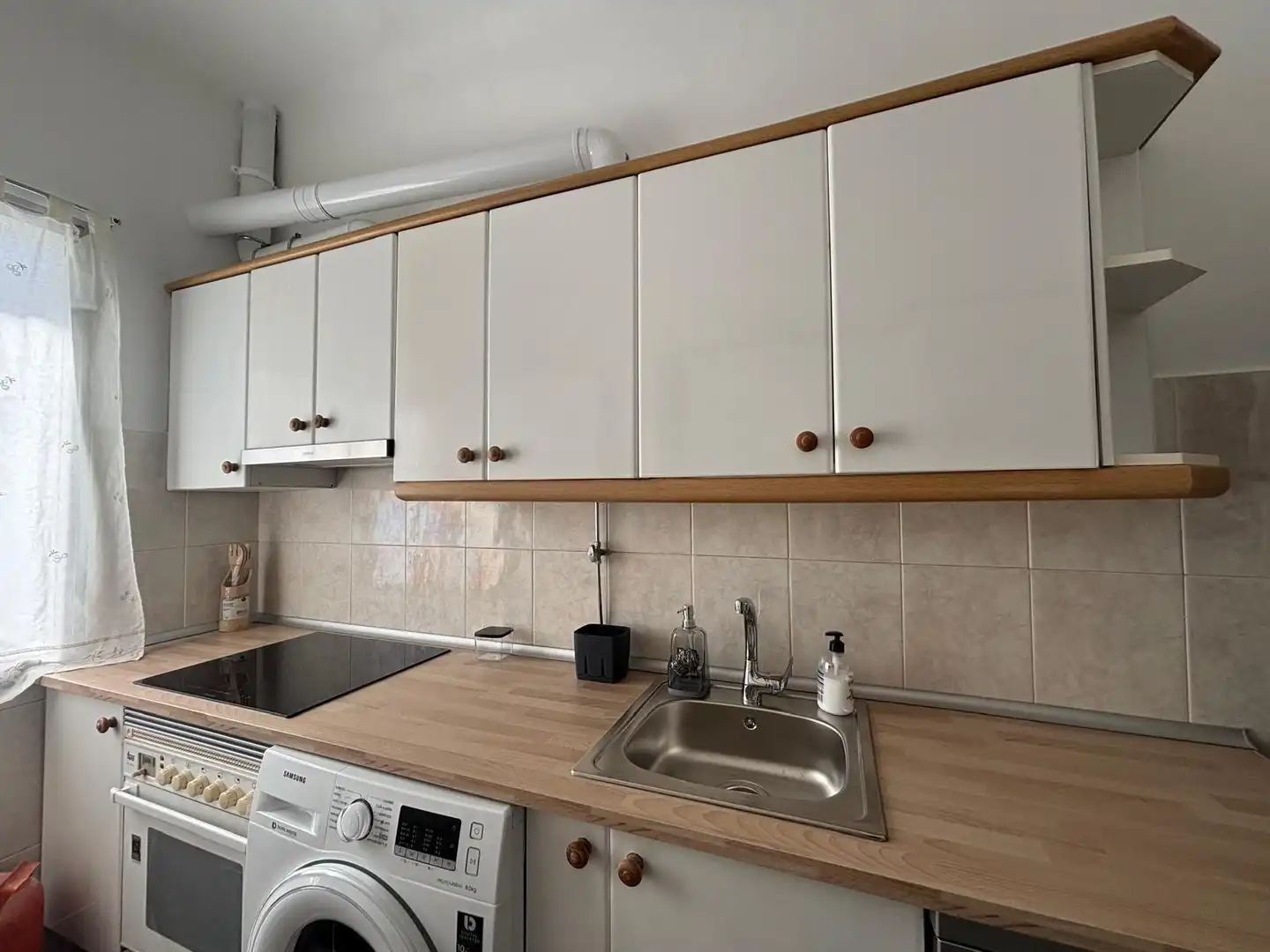 Kitchen of Flat for rent in Cáceres  with Air Conditioner, Furnished and Balcony