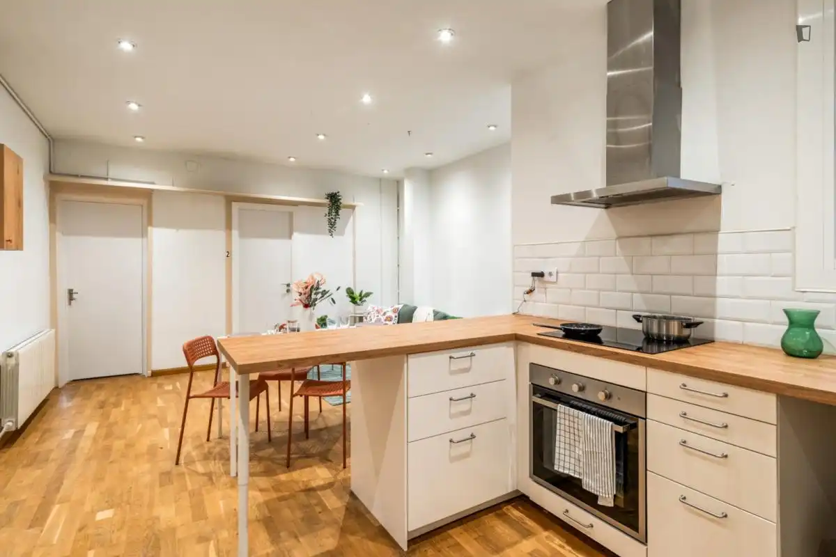 Habitació a Barcelona, Barcelona