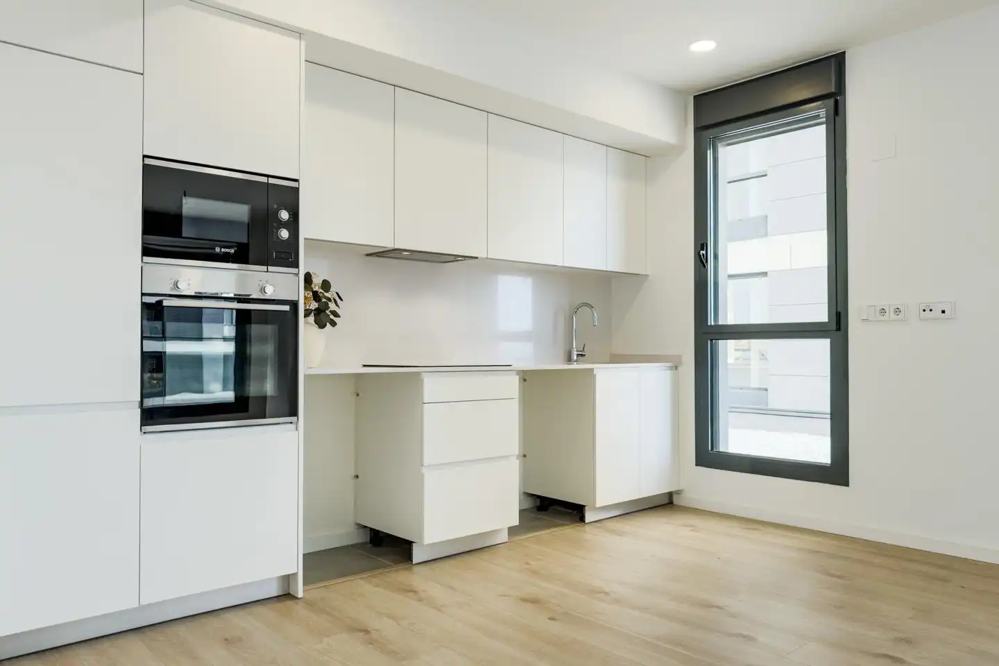 Kitchen of Flat for rent in Badalona  with Air Conditioner, Heating and Terrace