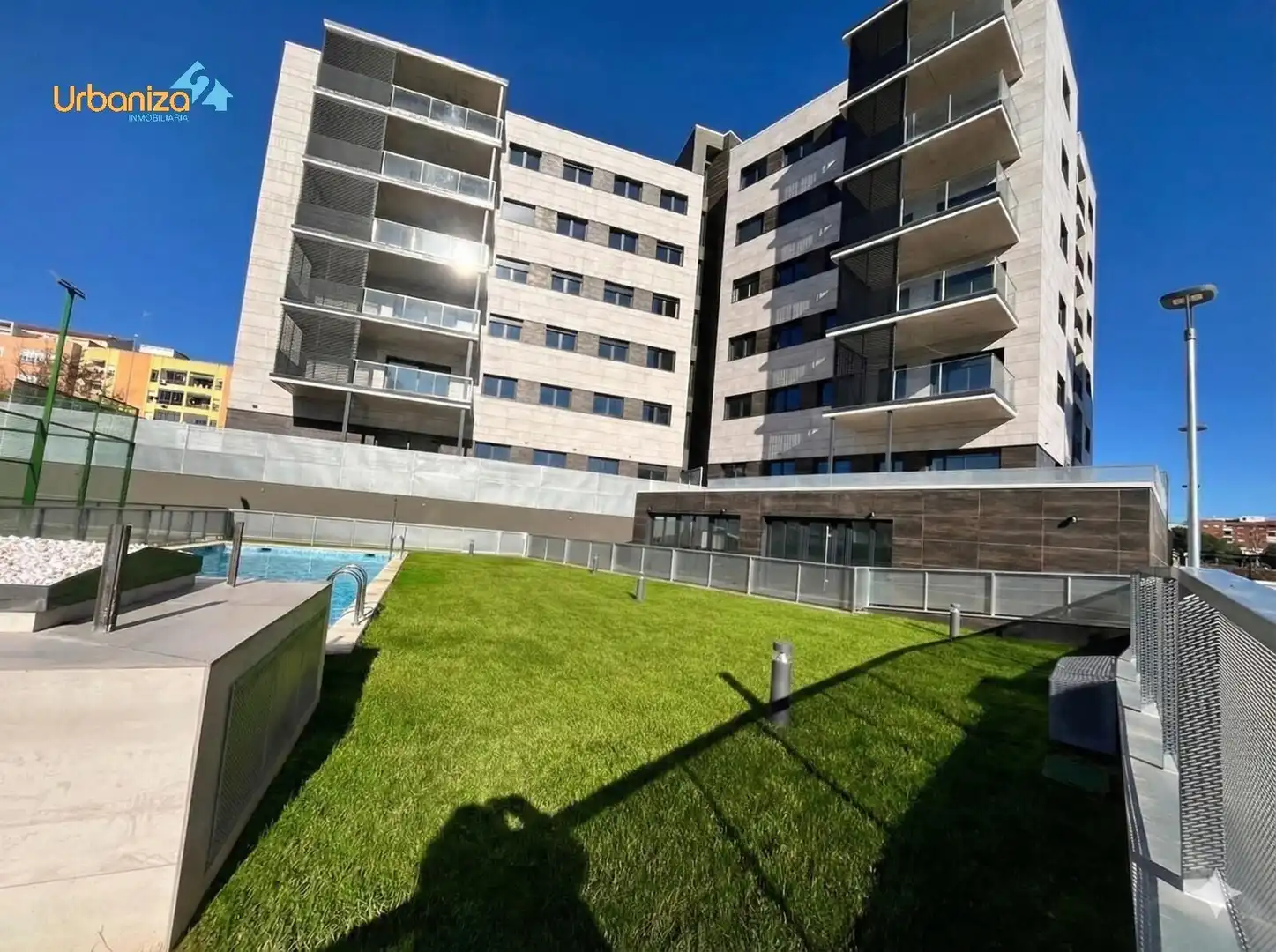 Flat for rent in Avenida Avenida Adolfo Díaz Ambrona, Avenida Elvas