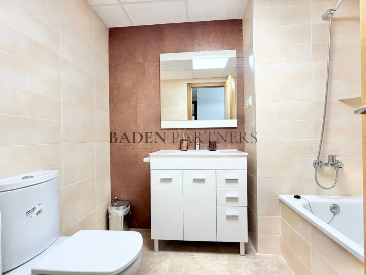 Bathroom of Flat for rent in Benicarló  with Air Conditioner, Furnished and Balcony