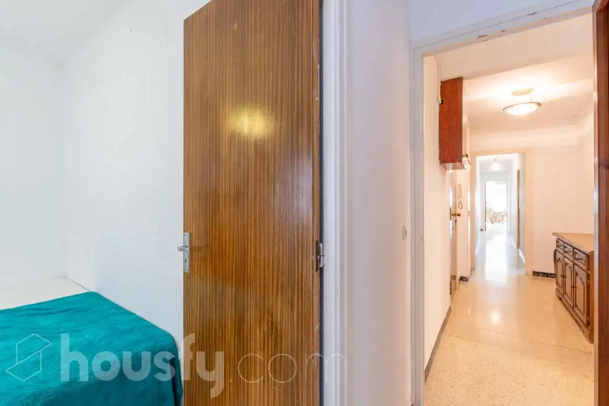 Piso en venta en Vilanova i la Geltrú con Calefacción, Terraza y Balcón