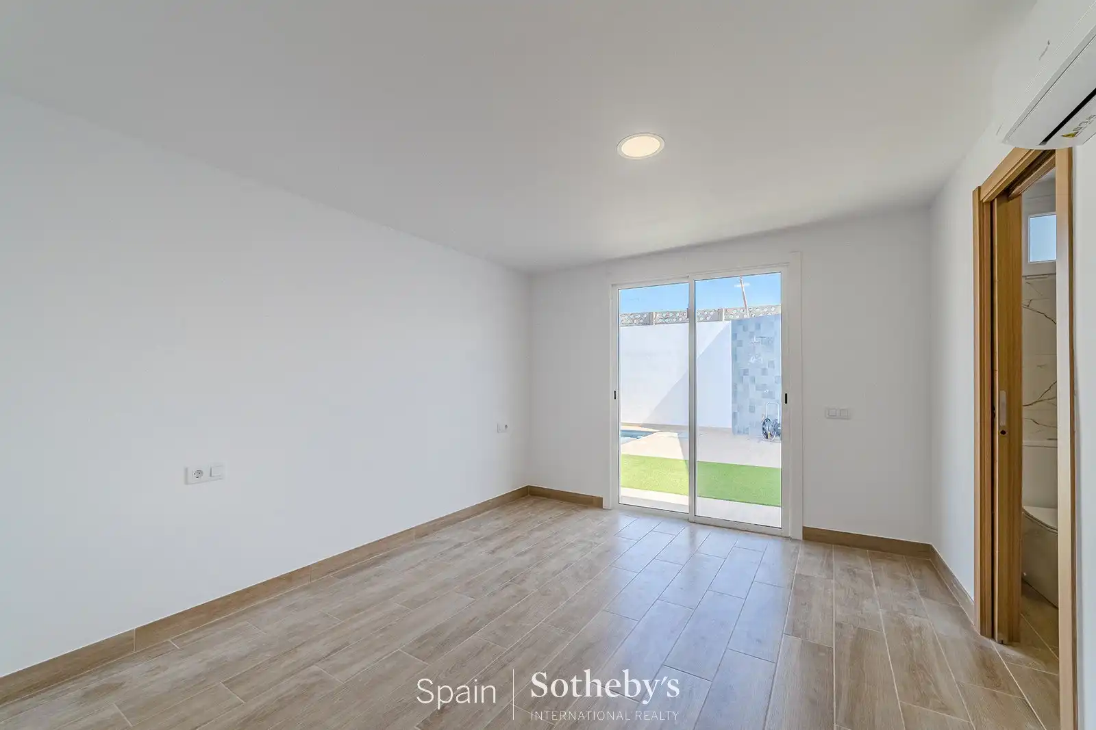 Casa o xalet en venda en San Miguel de Abona amb Aire condicionat, Jardí privat i Terrassa