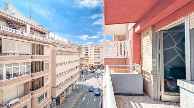 Piso en Venta en Calle Ramón Gallud en Puerto Deportivo