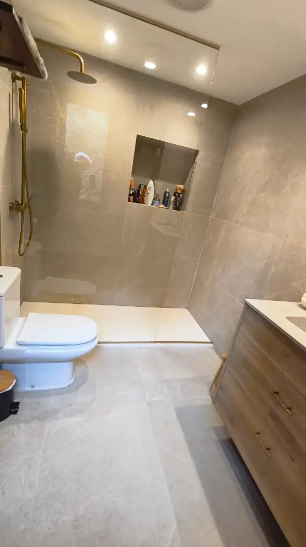 Bathroom of Flat for sale in Sant Climent de Llobregat, Barcelona