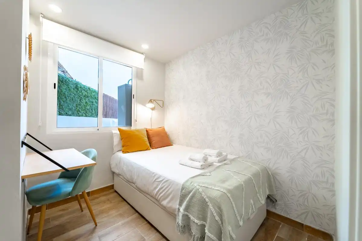 Habitación de Planta baja en venta en Málaga con Aire acondicionado, Calefacción y Terraza