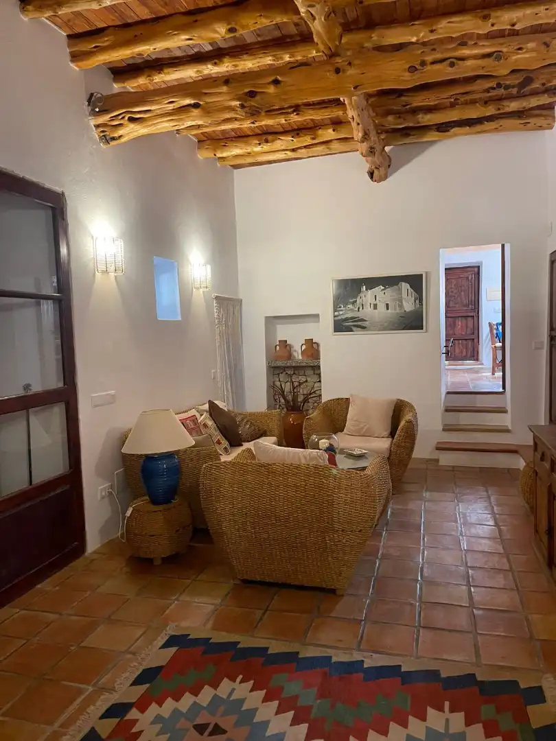 Sala de estar de Casa o chalet de alquiler en Sant Josep de sa Talaia con Jardín privado, Piscina y Amueblado